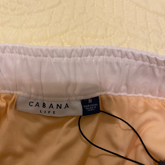 NWT Men’s or Women’s Cabana Life White Cargo Shorts Lightweight and Versatile - Picture 5 of 9